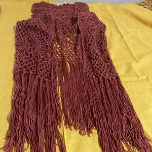 Macrame Shall ( dark red)